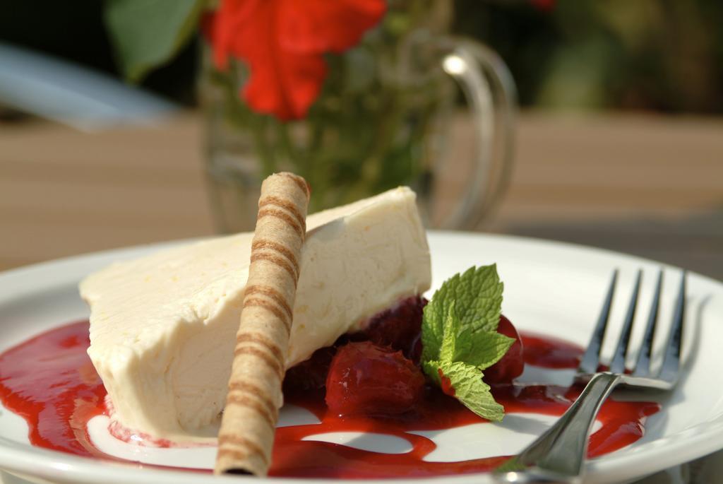 The Red Lion Inn Long Compton ภายนอก รูปภาพ